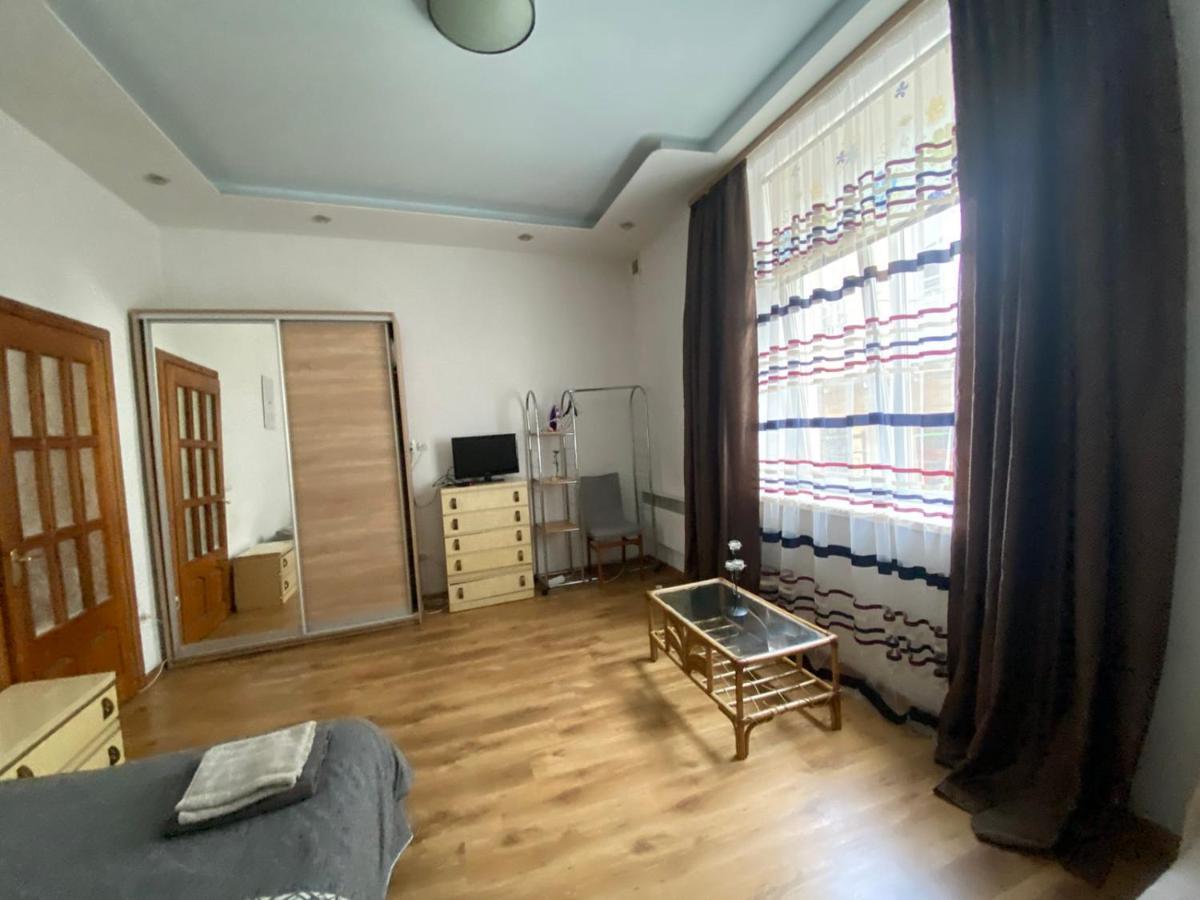 Pid Vysokym Zamkom Liov Exterior foto